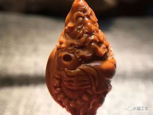 艺术界的奇葩 果核雕出高价值