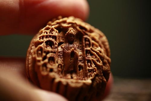 核雕艺术家云鹏作品鉴赏之十 依人核趣石窟系列