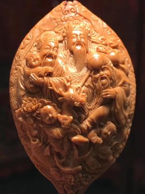 《福满乾坤》 核雕艺术的巅峰之作与人文精神的微观映照